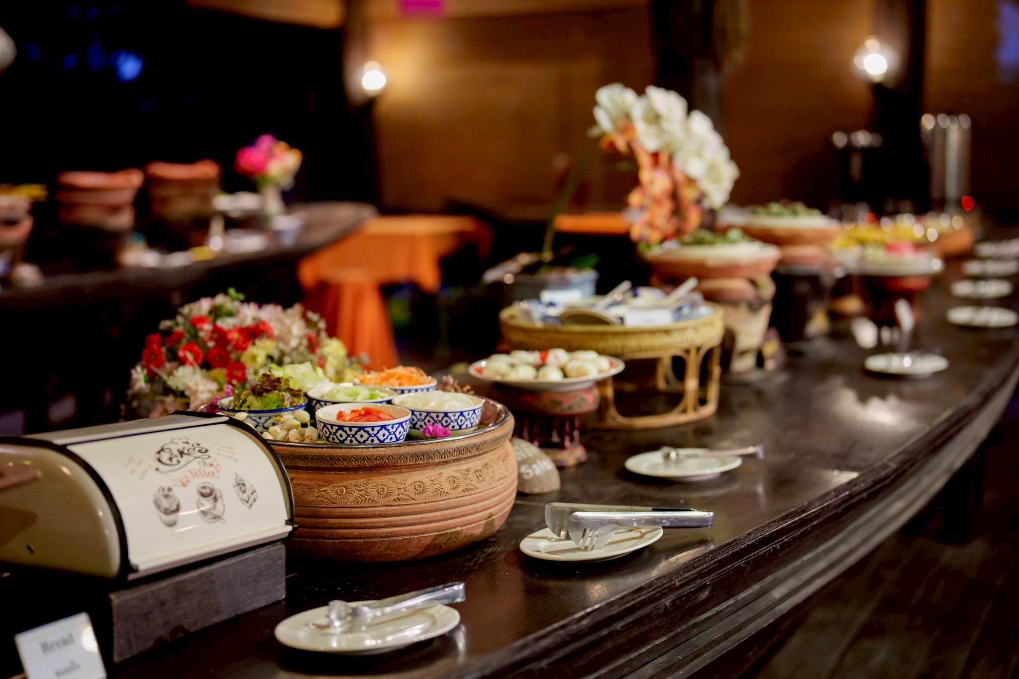 Dining Dining