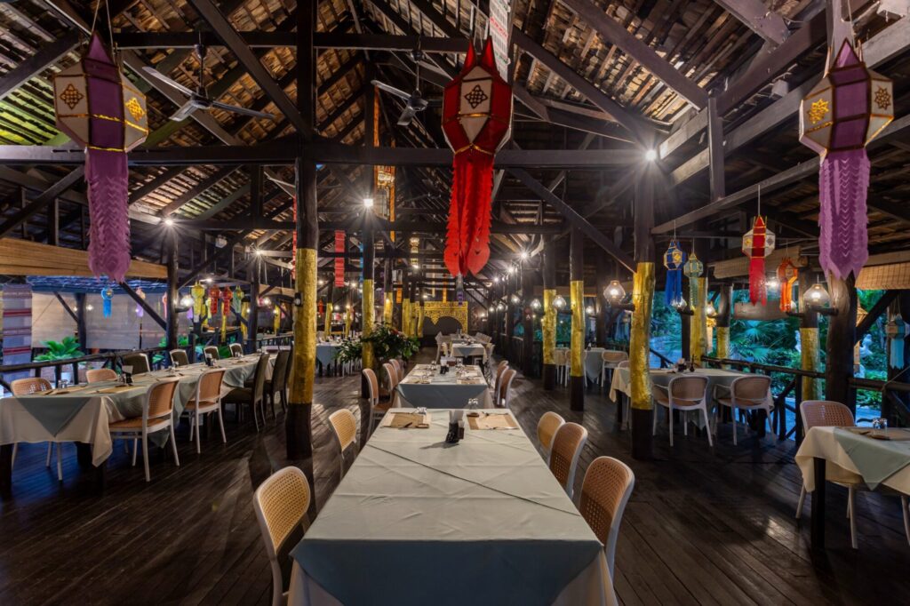 เสพศิลป์ ถิ่นล้านนา: ปล่อยเวลาให้เดินช้าลงที่ลำปาง ชมสถาปัตยกรรมรางวัลโลก และพักผ่อนกลางป่าใหญ่ที่ Lampang River Lodge เสพศิลป์ ถิ่นล้านนา: ปล่อยเวลาให้เดินช้าลงที่ลำปาง ชมสถาปัตยกรรมรางวัลโลก และพักผ่อนกลางป่าใหญ่ที่ Lampang River Lodge