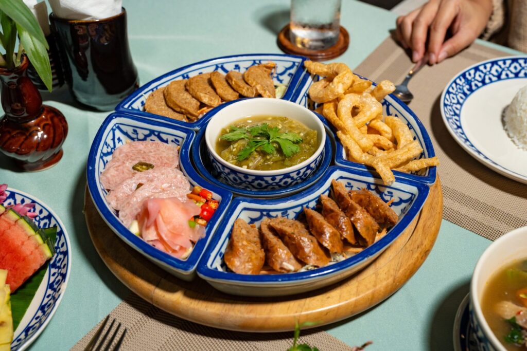 Bua Tong - Restaurant Bua Tong Bua Tong - Restaurant Bua Tong